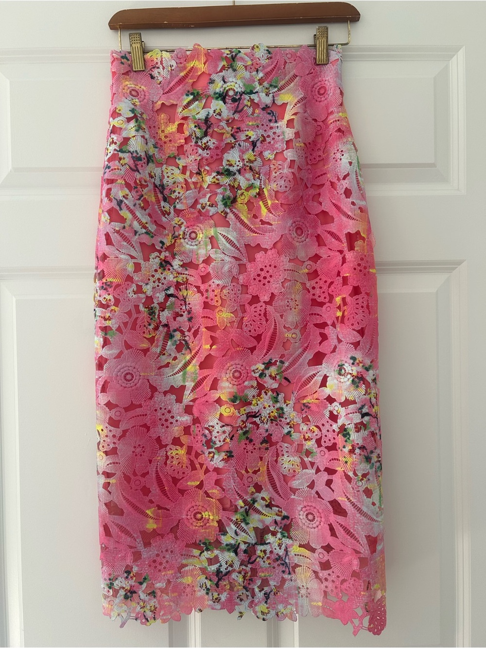 NWOT Monique Lhuillier Lace Pencil Skirt